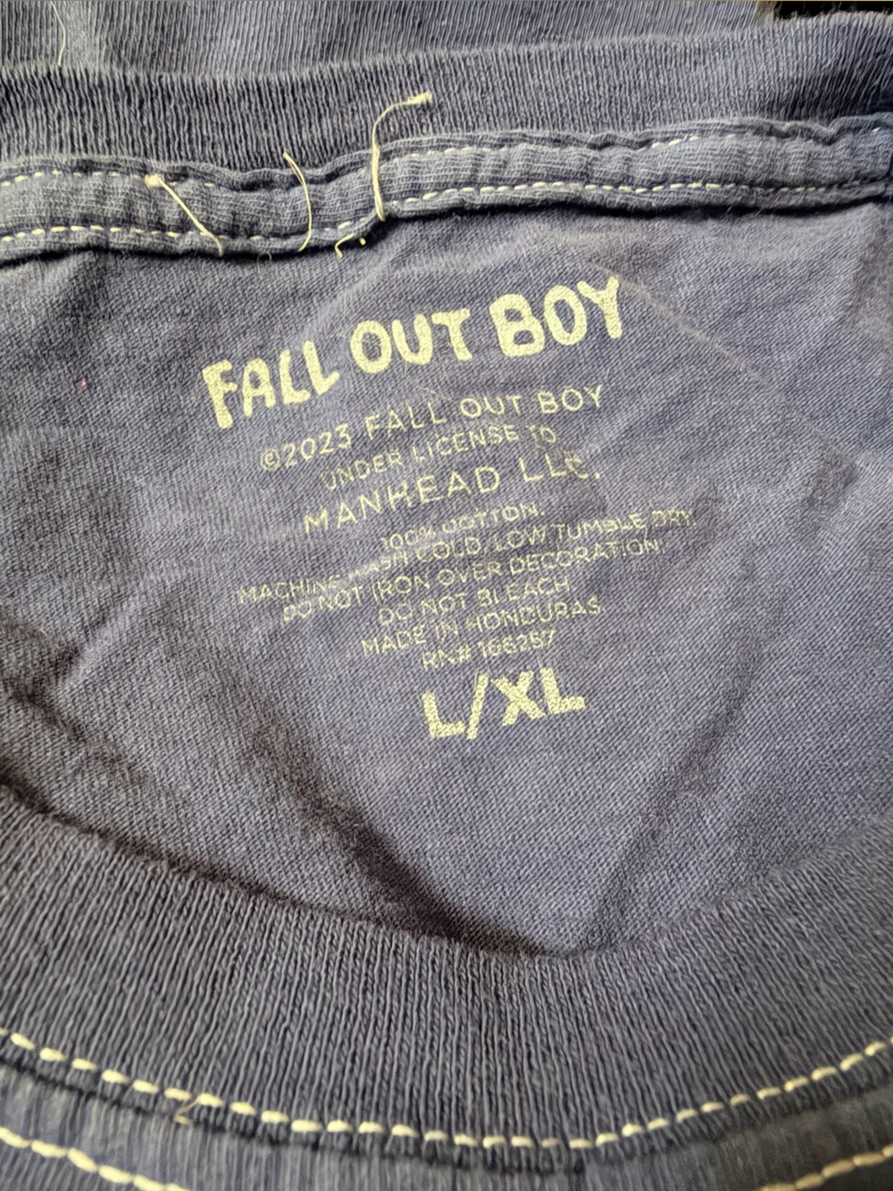 Urban Outfitters Fallout Boy T-Shirt L/XL - Picture 3 of 3